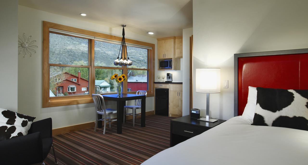 Hotel Minturn Exteriör bild